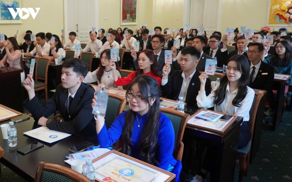 viet-nam-v.jpg