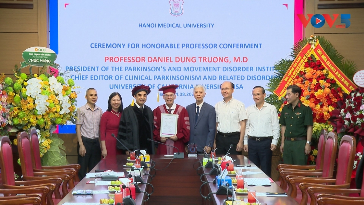 vov5_daniel_truong_dai_hoc_y_ha_noi.jpg