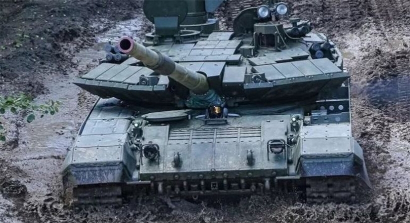 Xe tăng T-90M của quân đội Nga trong quá trình triển khai tác chiến tại chiến trường Ukraine. Ảnh: MW