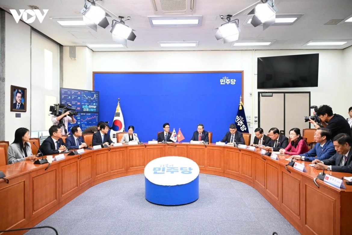 -dang-dan-chu-dong-hanh-kim-min-seok-7_1.jpg