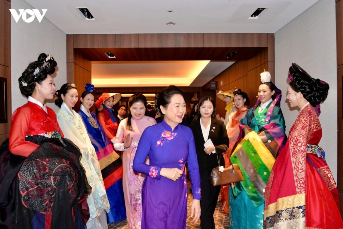 7_9_phu_nhan_tiep_hiep-9.jpg