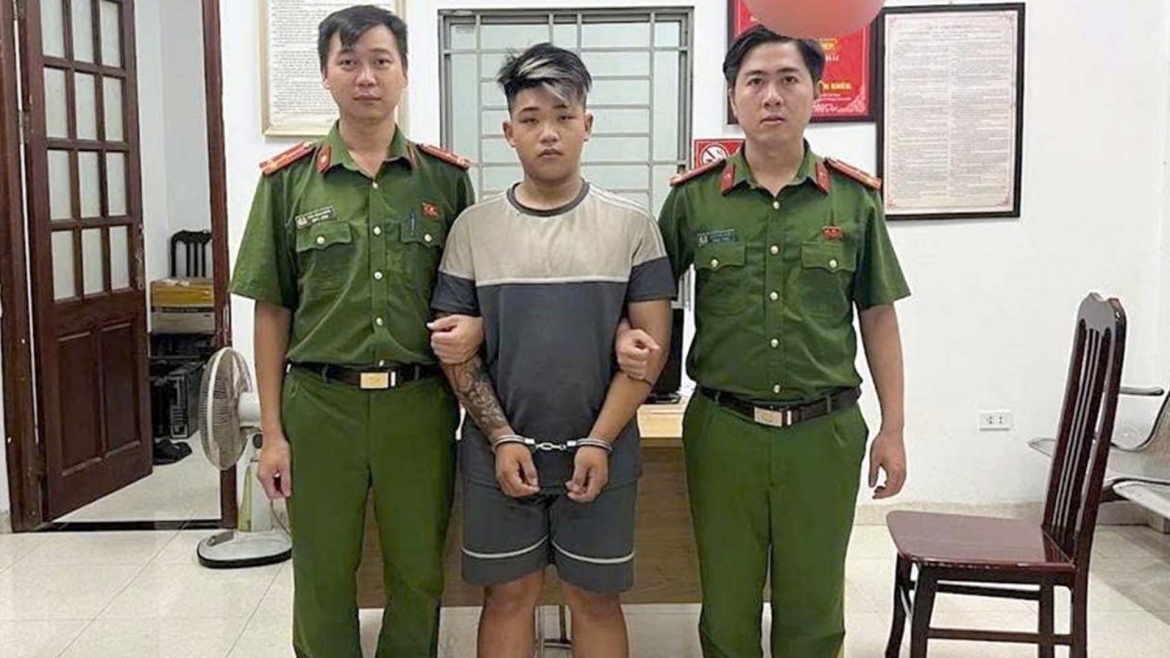 cong-an-ha-noi-bat-giu-doi-tuong-truy-na.jpg