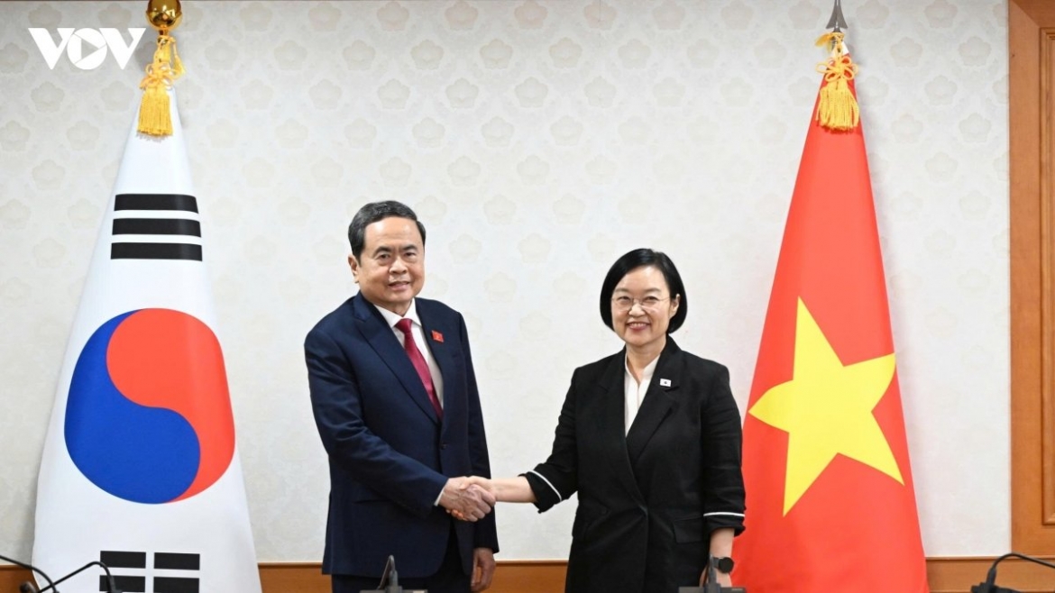 ctqh-tran-thanh-man-tham-han-quoc-1_1.jpg
