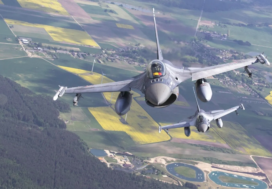 f-16.png
