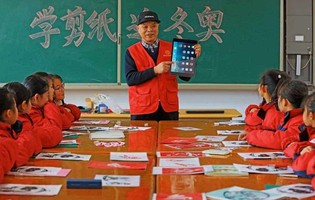 Trung Quốc thúc đẩy phát triển đội ngũ giáo viên trong thời đại số. Ảnh minh họa: KT