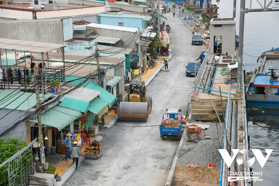 hcm3_1.jpg