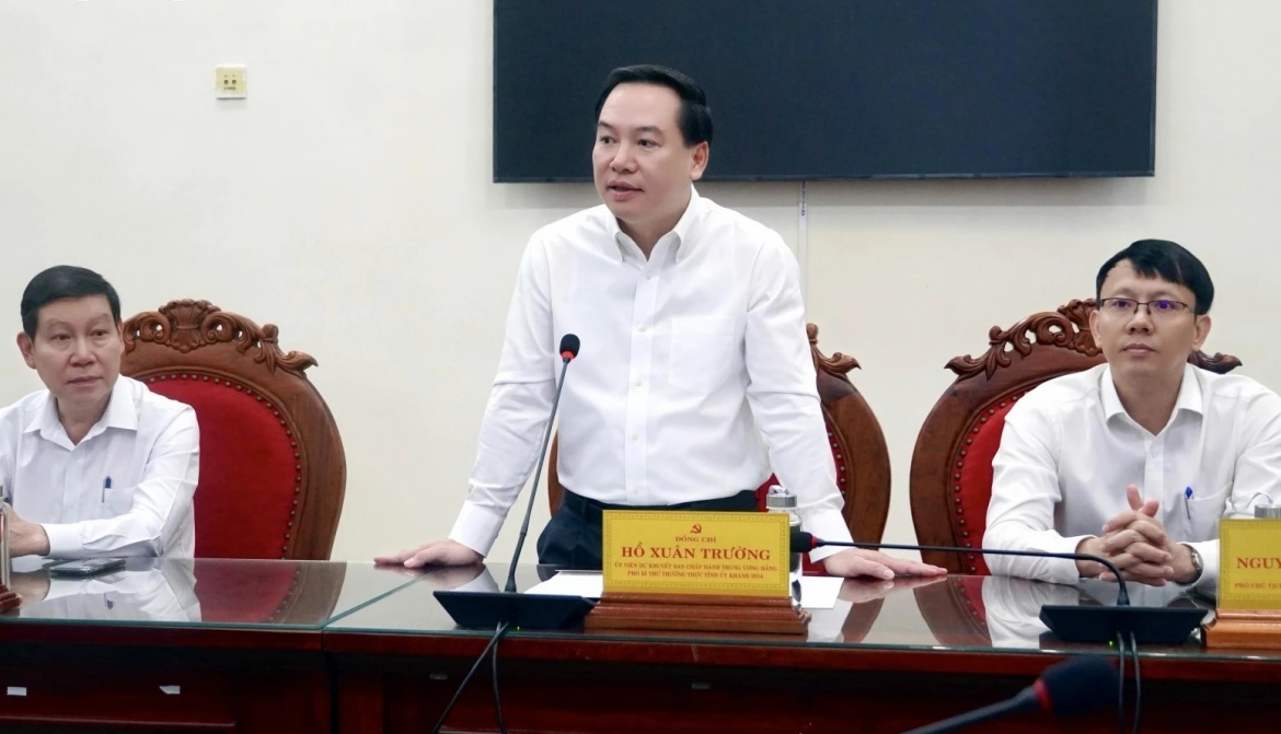 Ông Hồ Xuân Trường, Phó Bí thư thưởng trực Tỉnh ủy Khánh Hòa phát biểu