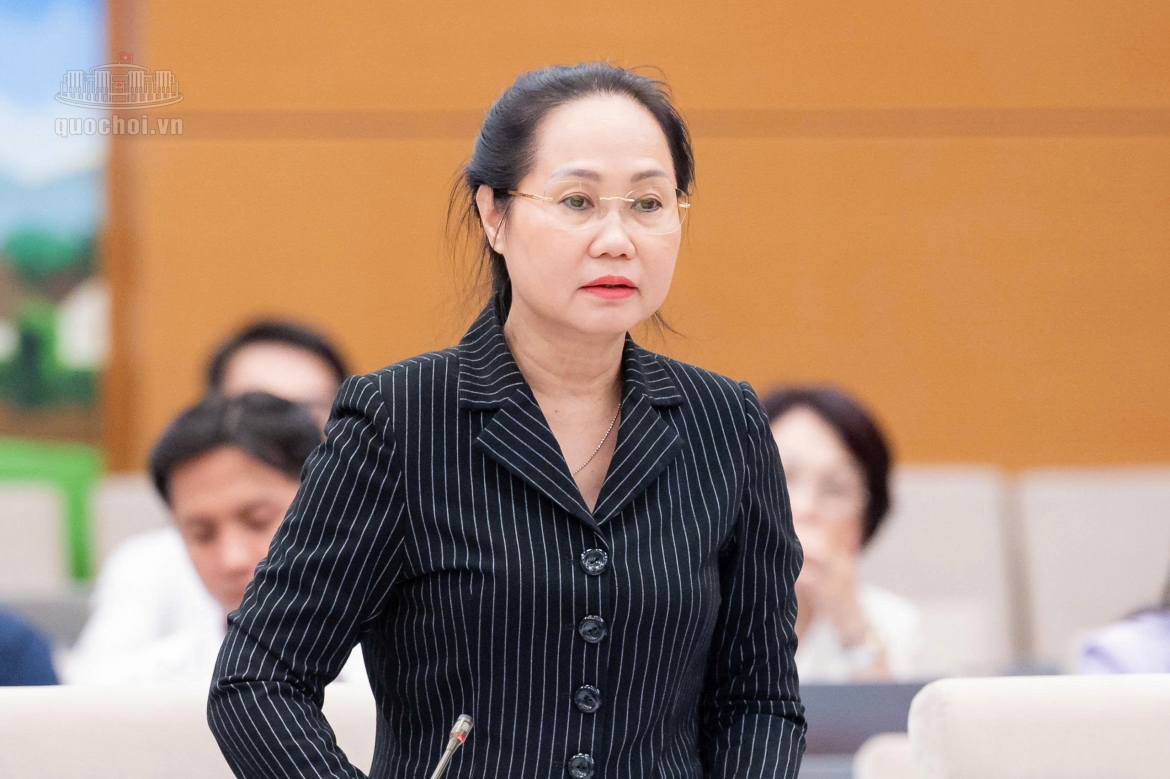 lam-thi-phuong-thanh.jpg