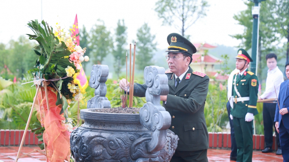 le-ky-niem-90-thanh-lap-co-so-dang-dau-tien-cua-thai-nguyen-3.jpg