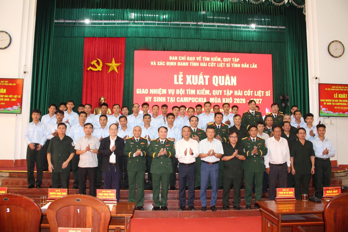 le-xuat-quan-tim-kiem-hai-cot-liet-si.jpeg