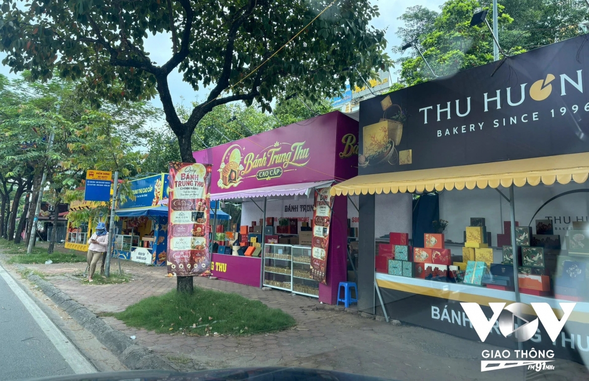 quay-banh-trung-thu.jpg