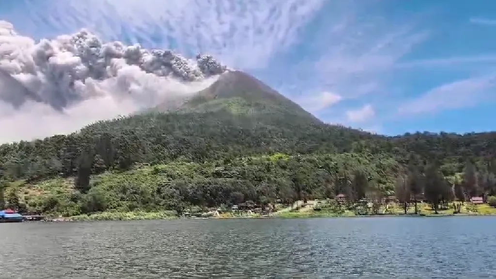 sinabung-indonesia.jpg