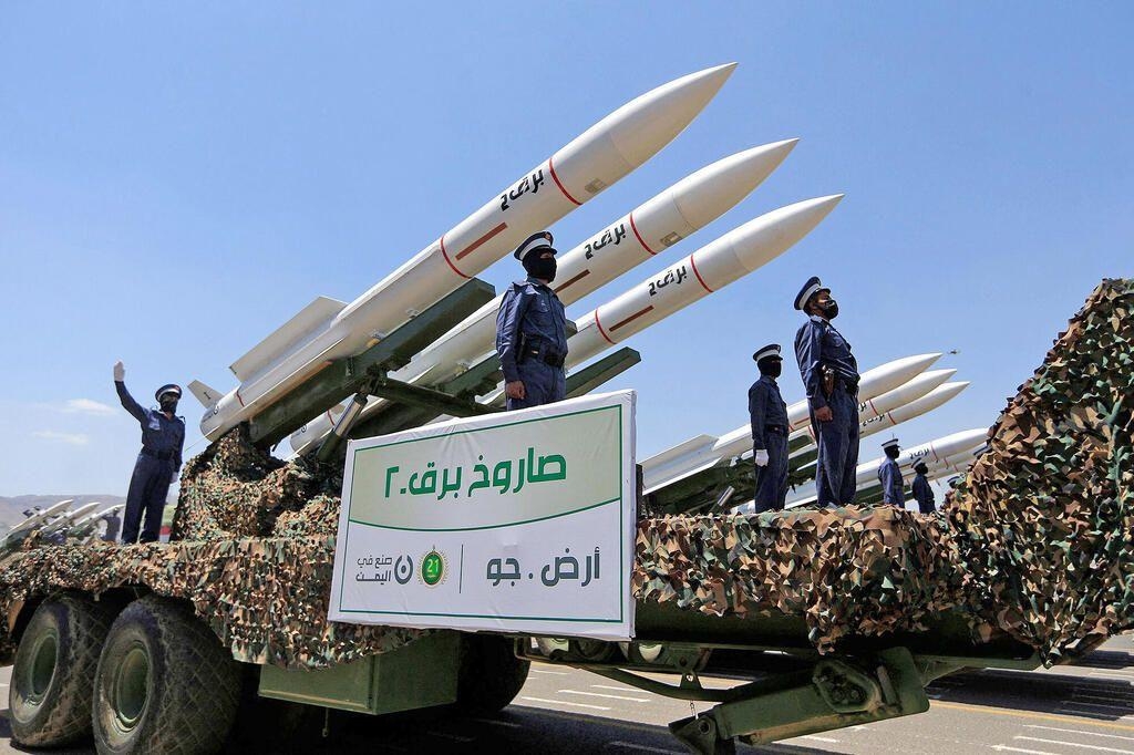 Houthi được cho là đã cải tiến vũ khí phòng không Iran thành tên lửa hành trình có khả năng bay lảng vảng. Ảnh minh họa: Turkey Today