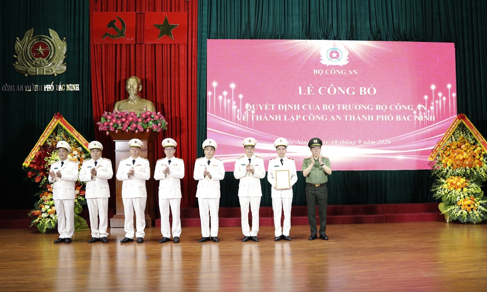 thanh-lap-cong-an-tp-bac-ninh-va-12-cong-an-phuong-moi-nhatjpg.jpg