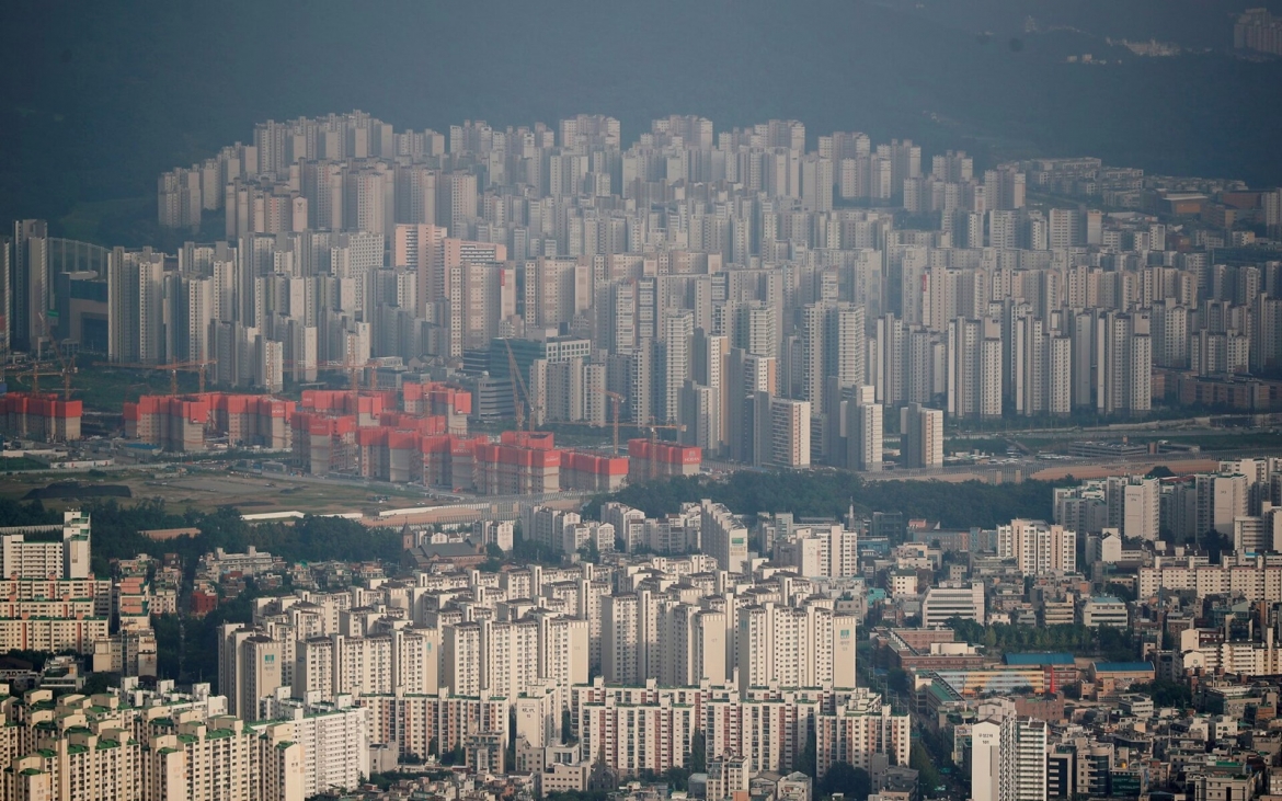 thu-do-seoul-thanh-pho-seoul-cao-oc-seoul-do-thi-han-quoc-thanh-pho-han-quoc-nha-cua-han-quoc-cao-oc-chung-cu-han-quoc-.reu_.jpg