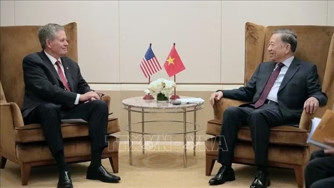 tong-bi-thu_1.png