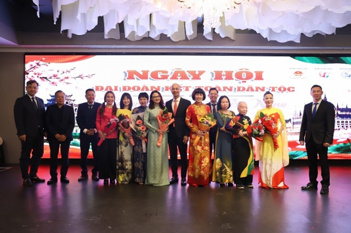 14-ngay_hoi_ln_1.jpg