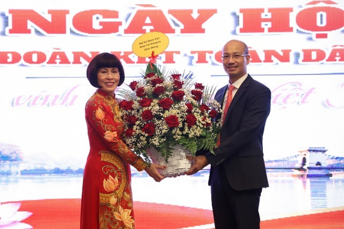 2-phan-bich-thien.jpg