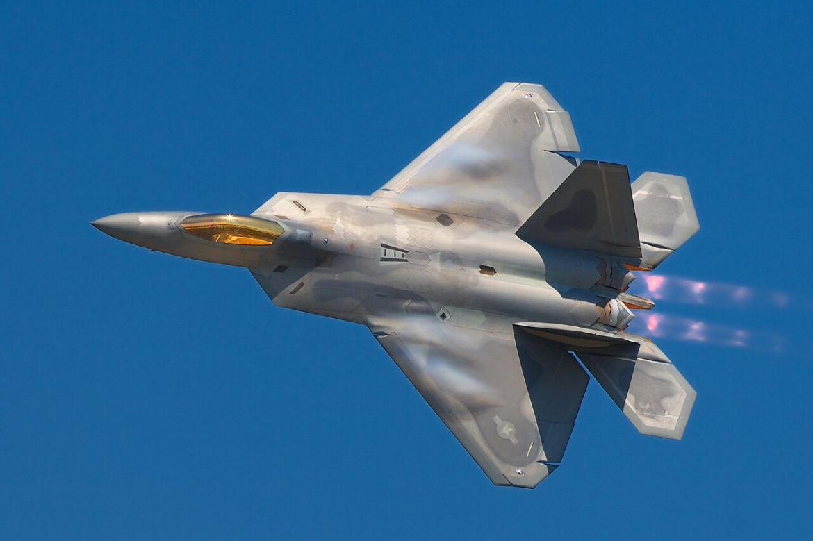 Tiêm kích F-22 Raptor. Ảnh: Không quân Mỹ