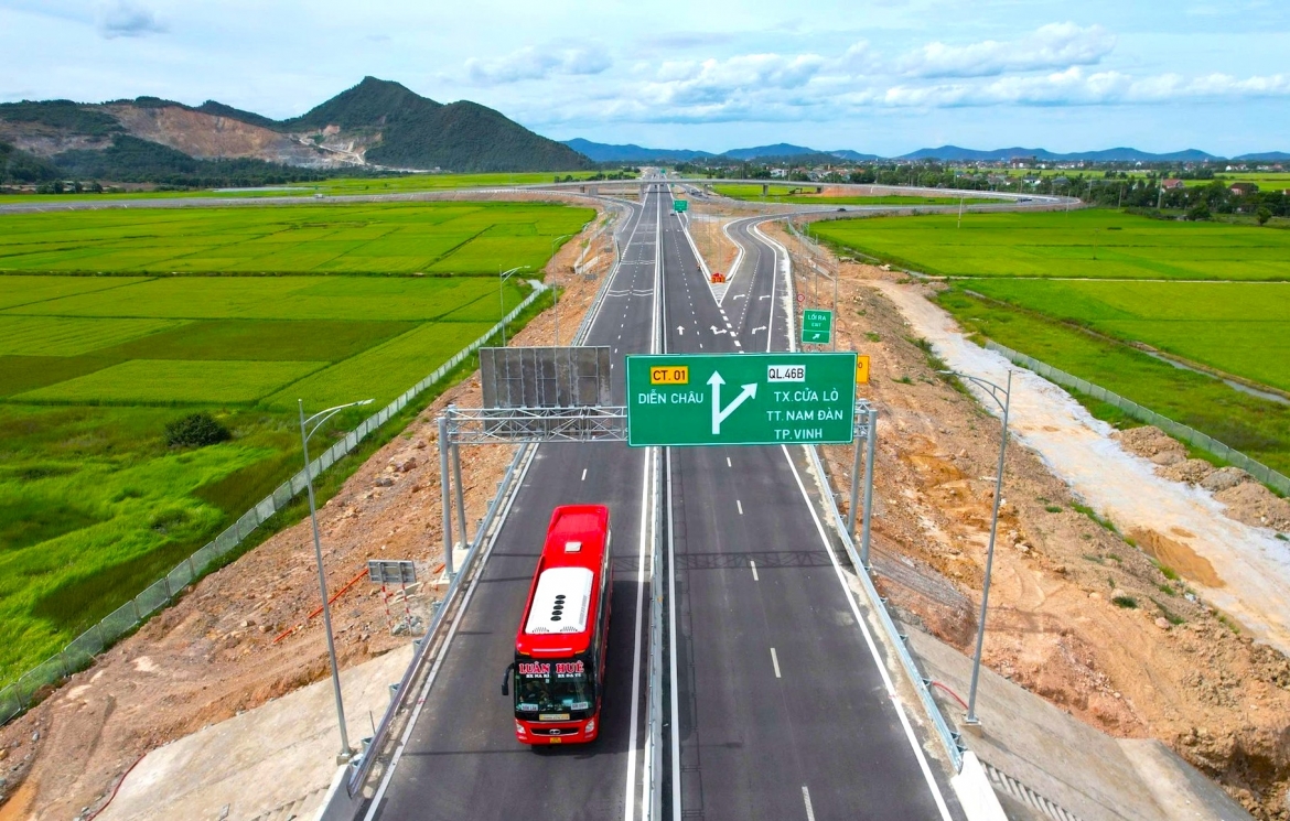 Bộ Xây dựng yêu cầu rà soát an toàn giao thông tại các khu công nghiệp. (Ảnh minh họa)