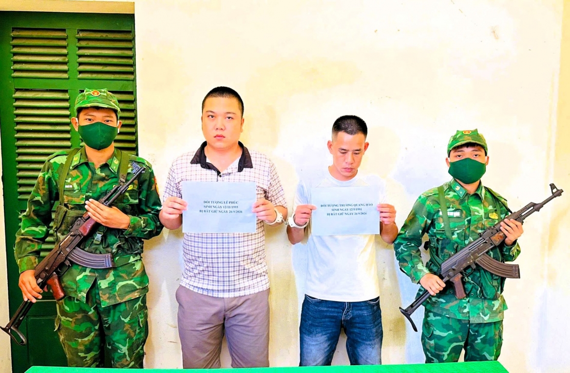 le-phuc-va-truong-quang-hao-bi-bat-voi-hanh-vi-to-chuc-cho-nguoi-khac-xuat-canh-viet-nam-trai-phep.jpg