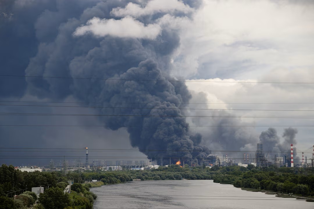 oil-refinery-attack.jpg