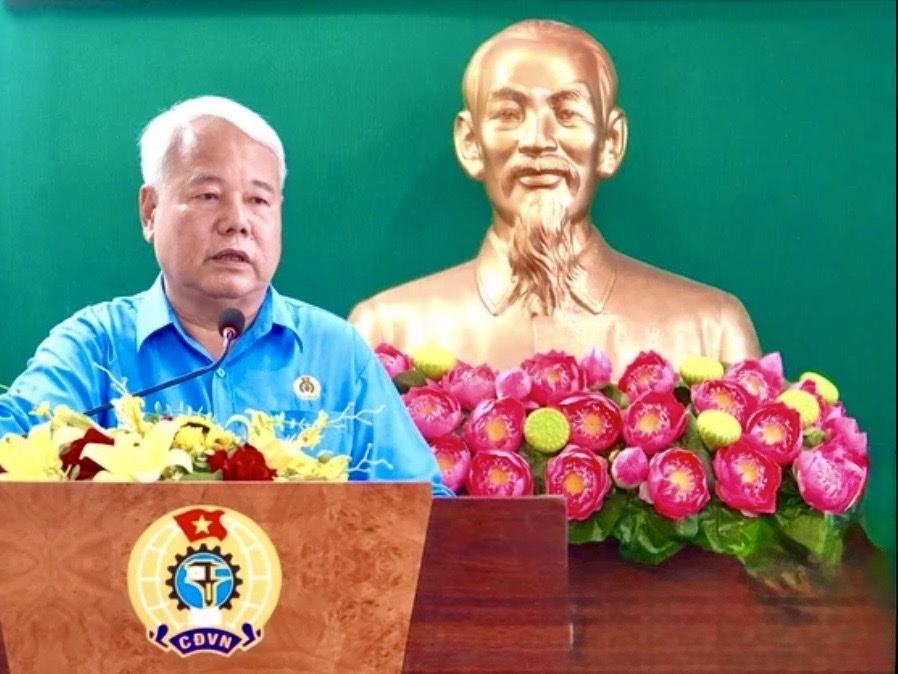 ong-vo-khac-thai-lam-chu-tich-lien-doan-lao-dong-tp.hcm-anh_-kim-dung.jpg