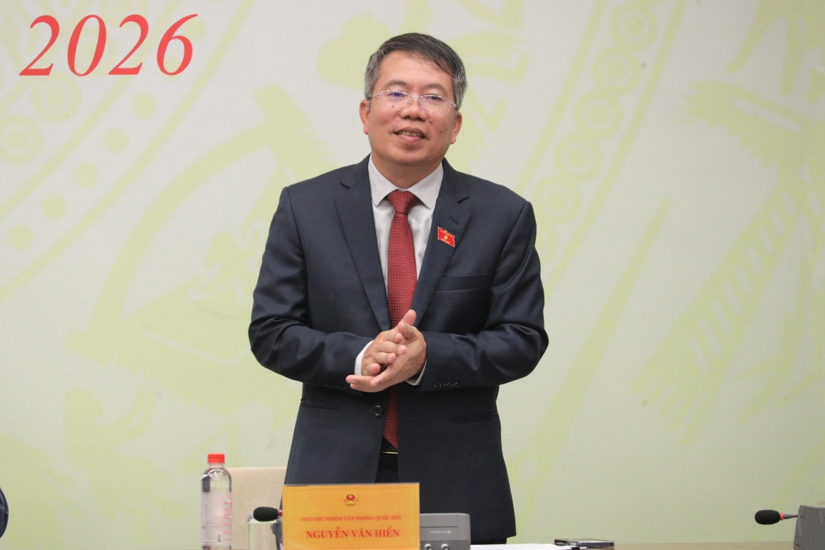 pho-chu-nhiem-van-phong-quoc-hoi-nguyen-van-hien.jpg