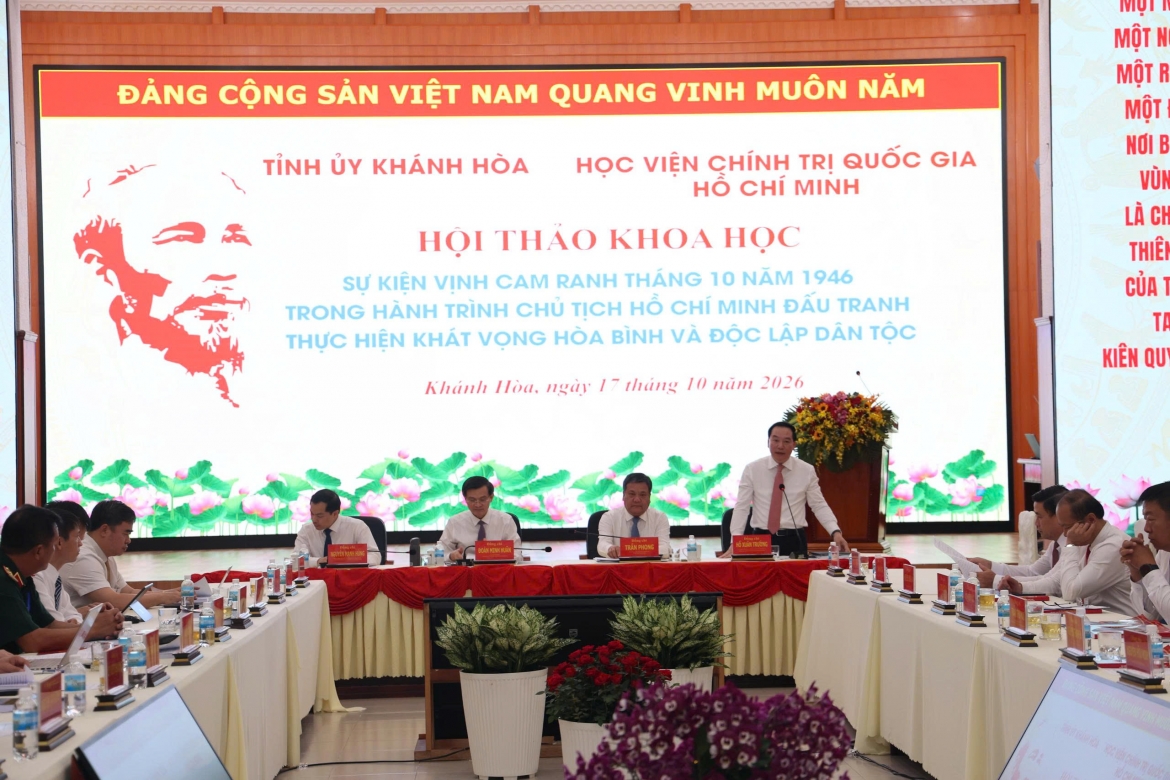 Quang cảnh Hội thảo khoa học “Sự kiện vịnh Cam Ranh tháng 10 năm 1946 trong hành trình Chủ tịch Hồ Chí Minh đấu tranh thực hiện khát vọng hòa bình và độc lập dân tộc”.