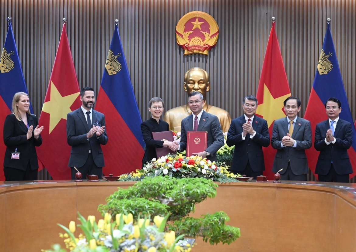 thu-tuong-le-minh-hung-chu-tri-le-don-thu-tuong-cong-quoc-2.jpg