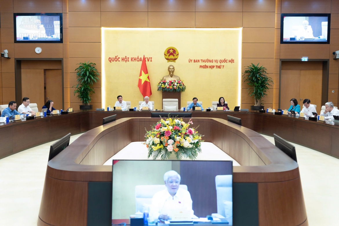 toan-canh-phien-chieu-1.jpg