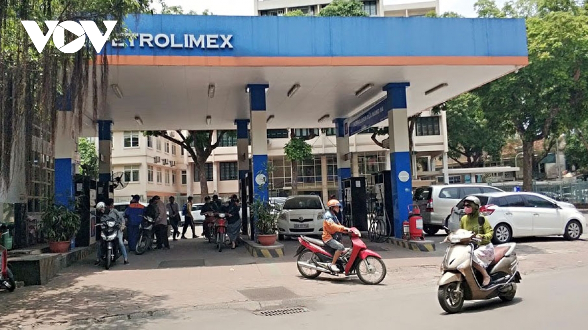 gia xang dau duoc du bao giam sau 7 lan tang lien tiep hinh anh 1