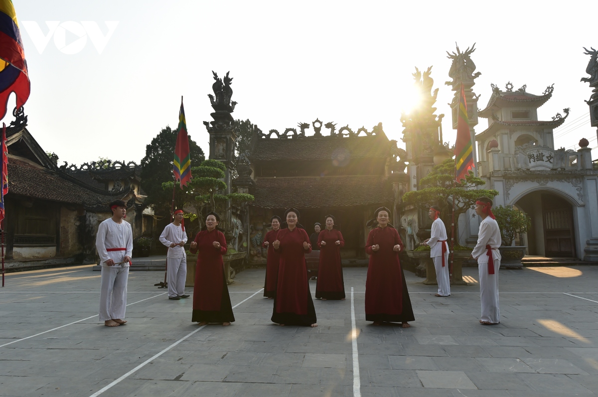 Dua gia tri van hoa dinh hung lo thanh san pham du lich hap dan hinh anh 1