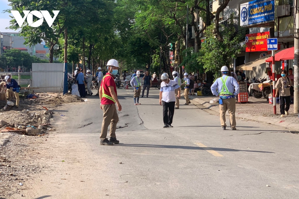 sut lun gay hu hong nang mat duong vu tong phan, ha noi hinh anh 4