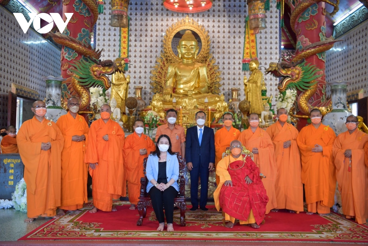 pho chu tich nuoc vo thi Anh xuan gap go kieu bao tai udon thani, thai lan hinh anh 3