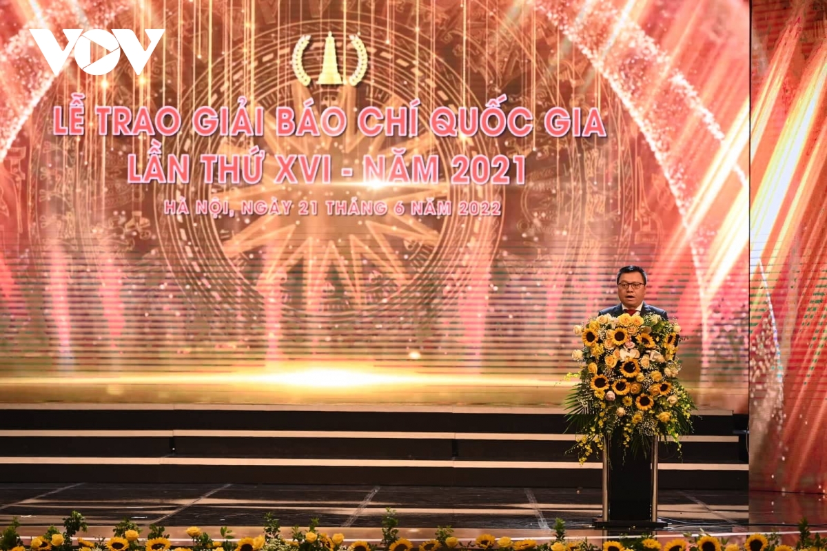 5 tac pham xuat sac cua vov gianh giai bao chi quoc gia hinh anh 2