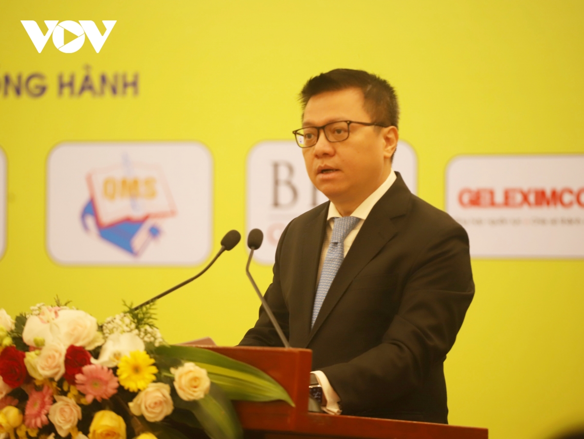  bao chi can dn khong phai voi tu cach la nha quang cao san sang mo hau bao hinh anh 2