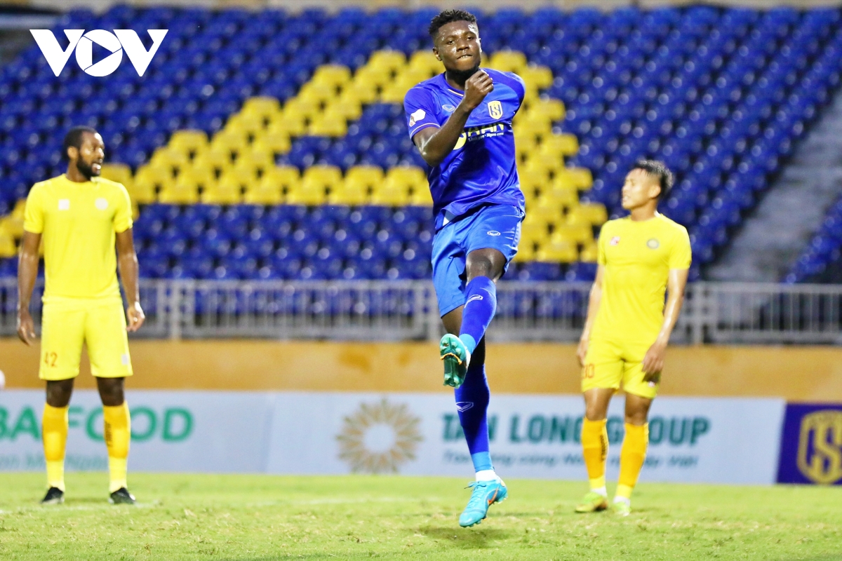 slna gianh chien thang 6-0 truoc thanh hoa o cup tu hung 2022 hinh anh 2