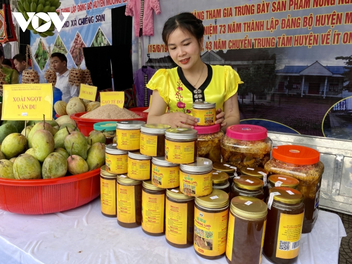 Doc dao vung dat nong san ben dong Da giang hinh anh 8