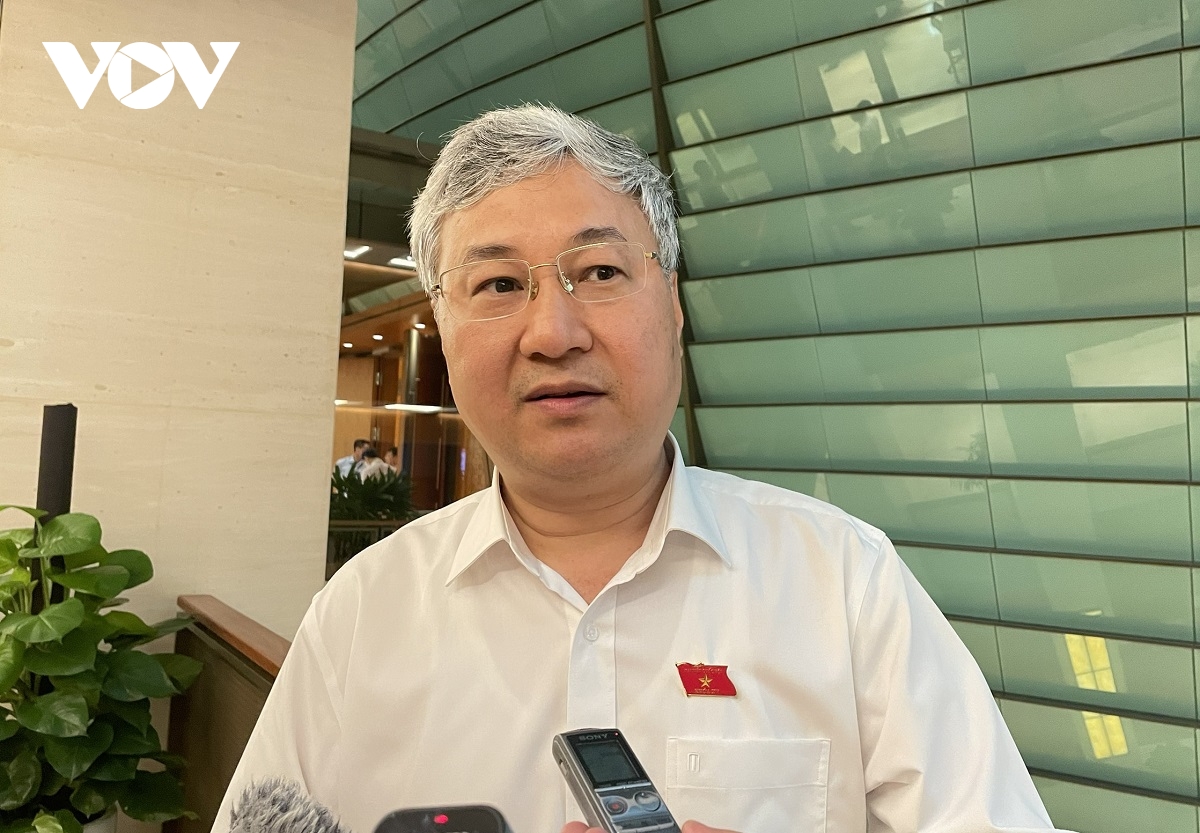 tin dung bat dong san can nan thay vi siet hinh anh 2