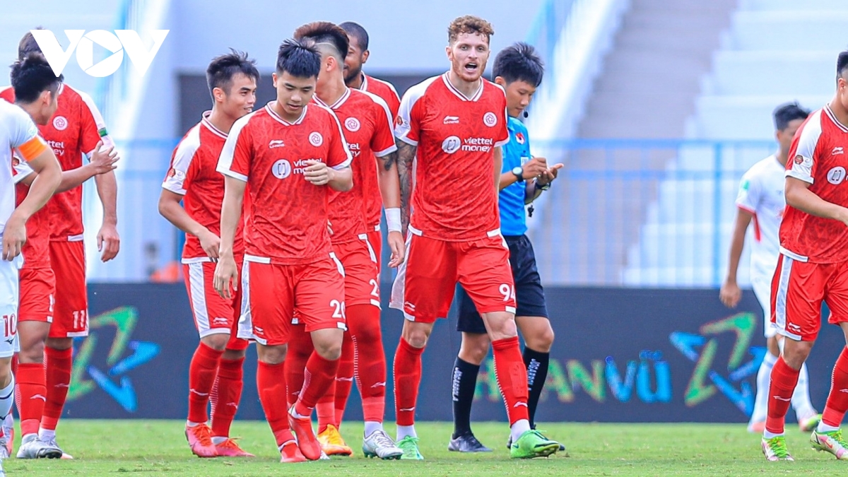 truc tiep viettel fc 1-1 hagl bao toan lap sieu pham hinh anh 3