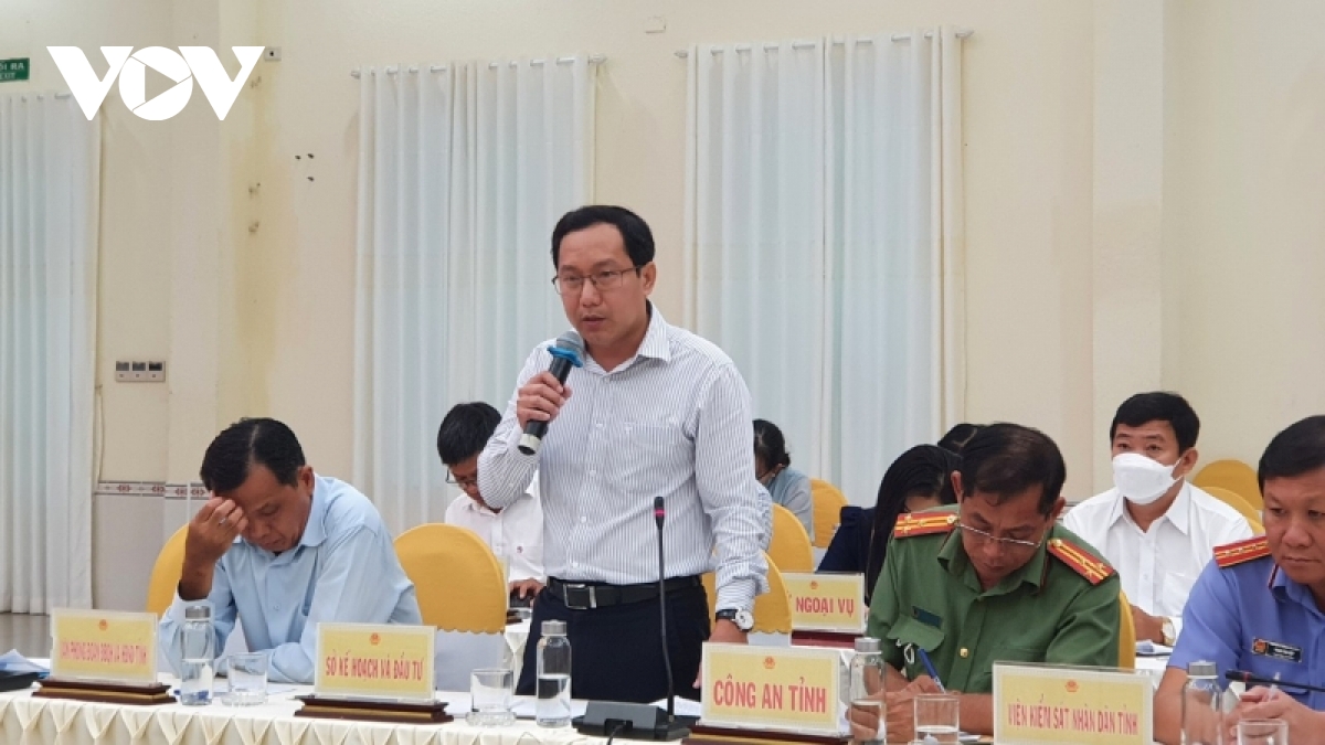 vi sao long an tut hang chi so pci top 10 quoc gia hinh anh 1