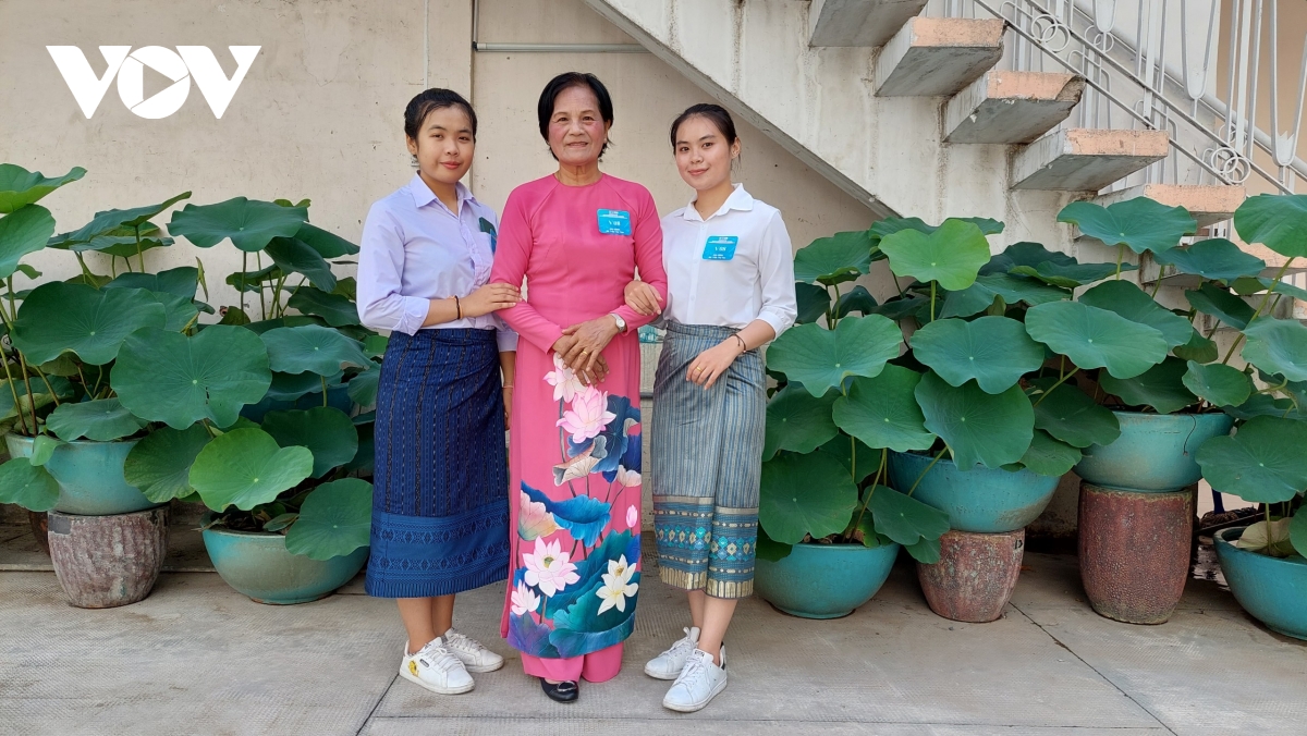 tp.hcm to chuc ngay hoi gia dinh viet nam - lao - campuchia hinh anh 2