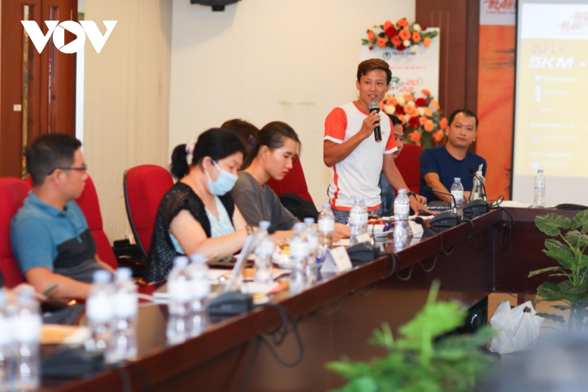 giai chay bo tri an tuyen dau chong dich tai tp.hcm hinh anh 1