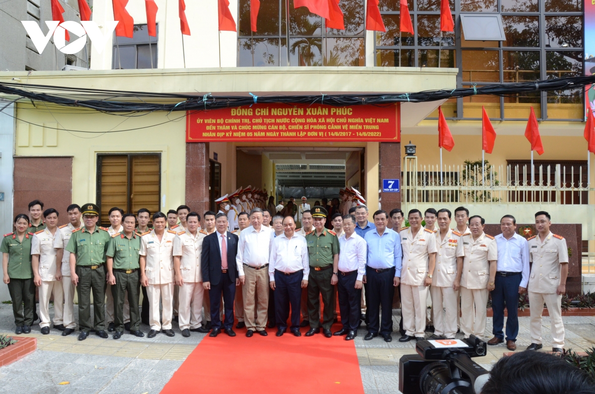 chu tich nuoc tham luc luong canh ve mien trung - bo tu lenh canh ve hinh anh 7