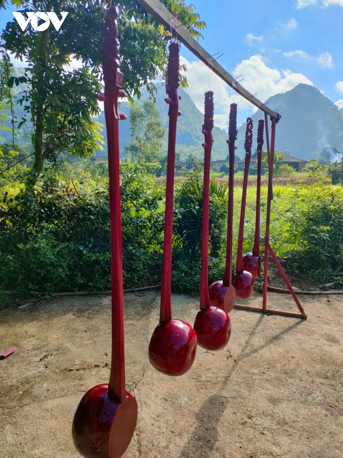  nguoi tre lam dan tinh o thung lung vang bac son hinh anh 2