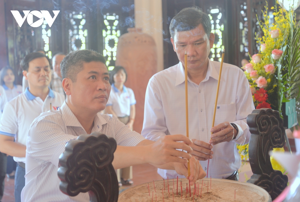 kinh te bao chi truoc su bung no cua mang xa hoi hien nay hinh anh 3