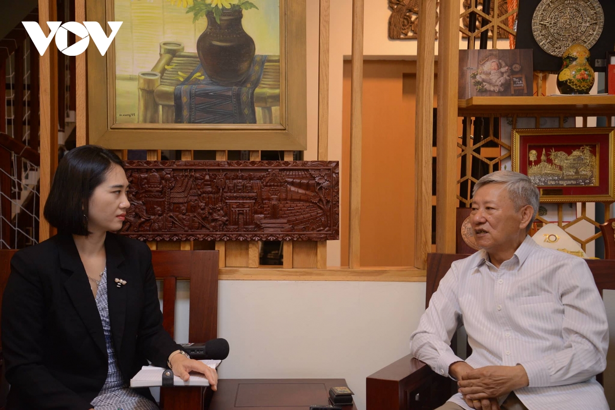 quan he viet nam-lao chi co the mo ta bang hai tu tinh nghia hinh anh 2