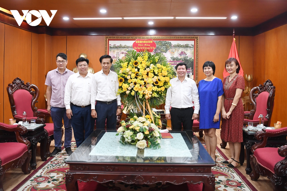 pho chu tich quoc hoi tran thanh man chuc mung vov nhan ngay 21 6 hinh anh 17