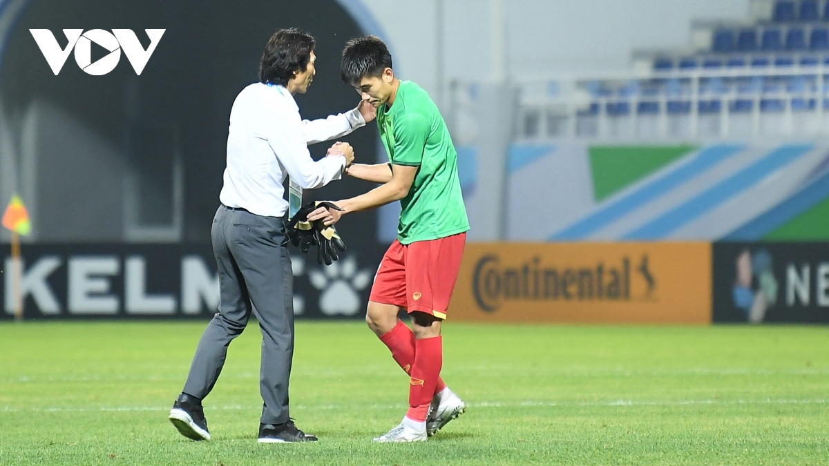 hlv gong oh kyun u23 viet nam nhu mot gia dinh, toi luon mo long voi hoc tro hinh anh 1